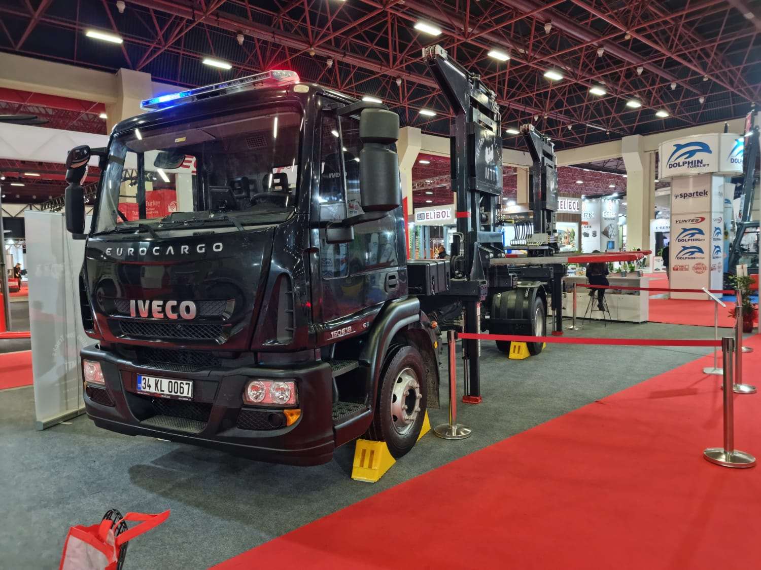 /uploads/news/Miles Tow Trucks demonstrated its beloved Eurolift!